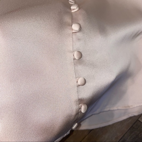 SOLD 💕NWT Express Button Front Light Pink Satin Barcelona Cami - Picture 3 of 14
